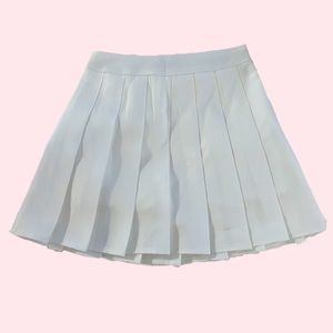 White pleated skirt skort